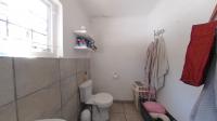 Bathroom 2 - 7 square meters of property in Hatton Estate