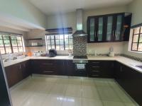  of property in Glenvista