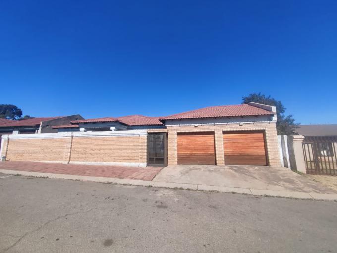 3 Bedroom House for Sale For Sale in Spruitview - MR645006