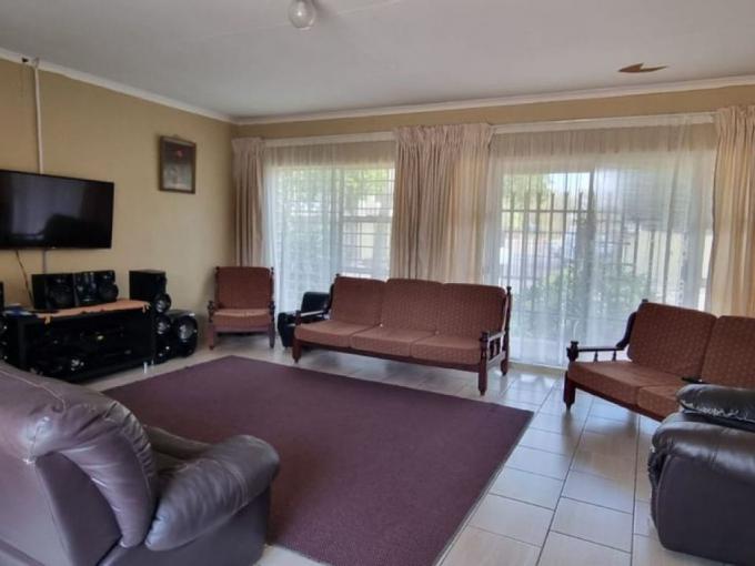 4 Bedroom House for Sale For Sale in Welgelegen (Polokwane) - MR645064