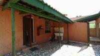 Patio - 25 square meters of property in Cullinan