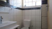 Bathroom 2 - 3 square meters of property in Kew