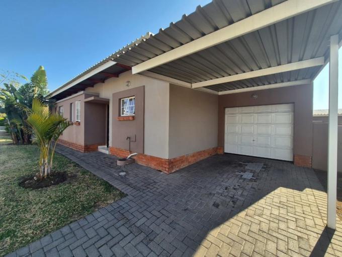 3 Bedroom Simplex for Sale For Sale in Waterval East - MR645248