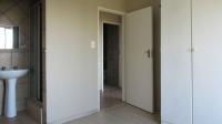 Main Bedroom - 10 square meters of property in Constantia Kloof