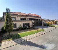  of property in Elandspoort