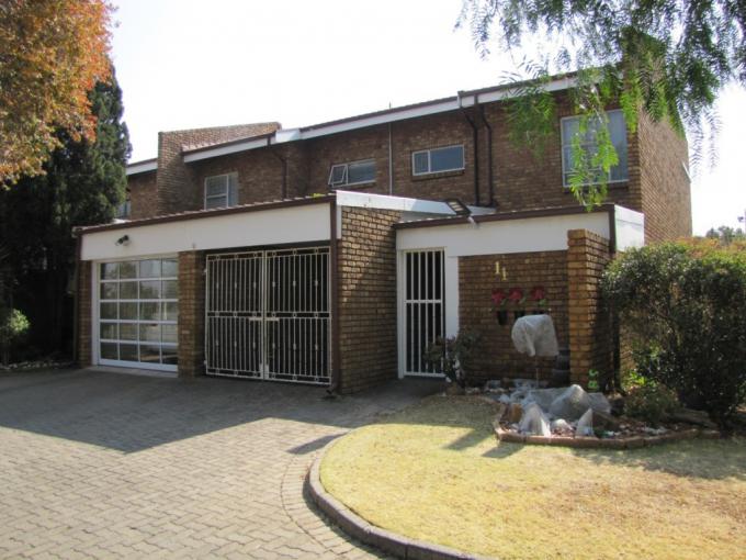 3 Bedroom Simplex for Sale For Sale in Vanderbijlpark - MR645498