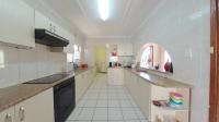 Kitchen - 13 square meters of property in Margate