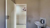 Bathroom 1 - 4 square meters of property in Klippoortjie AH