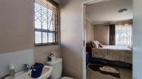 Main Bathroom - 4 square meters of property in Klippoortjie AH