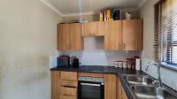 Kitchen - 10 square meters of property in Klippoortjie AH