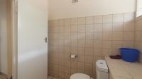 Main Bathroom - 6 square meters of property in Sunnyside