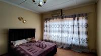 Bed Room 2 - 24 square meters of property in Primrose