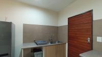 Kitchen - 8 square meters of property in Sagewood