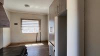 Kitchen - 6 square meters of property in South Hills