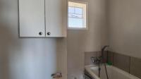 Bathroom 1 - 5 square meters of property in South Hills