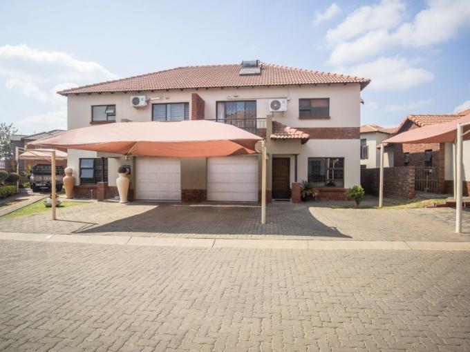 3 Bedroom Simplex for Sale For Sale in Waterval East - MR645644