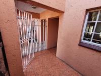 2 Bedroom 1 Bathroom Flat/Apartment for Sale for sale in Alberton