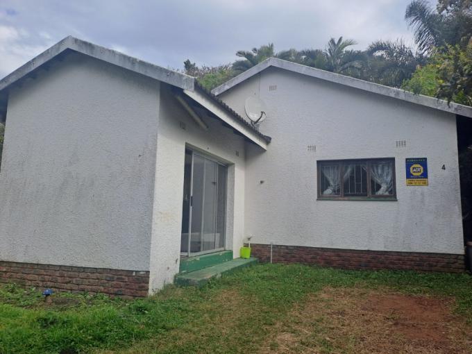 2 Bedroom House for Sale For Sale in Uvongo - MR645659