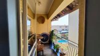 Balcony - 6 square meters of property in Ferndale - JHB