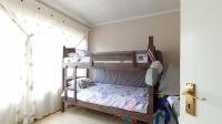 Bed Room 2 - 12 square meters of property in Mondeor