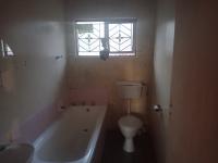 Main Bathroom of property in Edendale-KZN