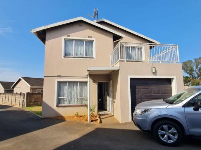 3 Bedroom Duplex for Sale For Sale in Woodlands - DBN - MR645722