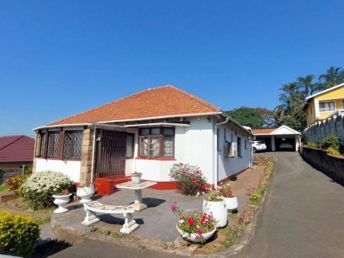 3 Bedroom House for Sale For Sale in Montclair (Dbn) - MR645724