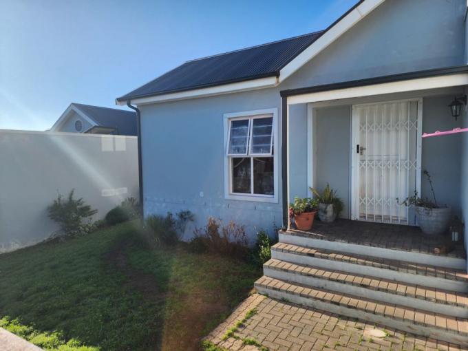 3 Bedroom House for Sale For Sale in Vredenburg - MR645741