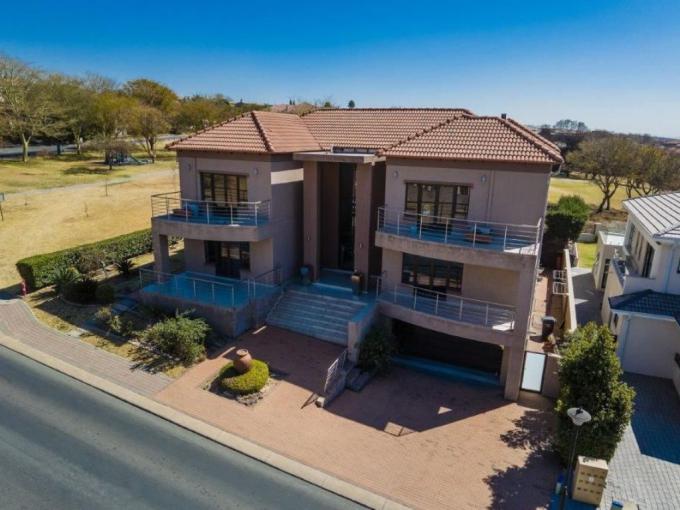 6 Bedroom House for Sale For Sale in Blue Valley Golf Estate - MR645761