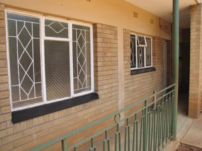 2 Bedroom Apartment for Sale For Sale in Vanderbijlpark - MR645820