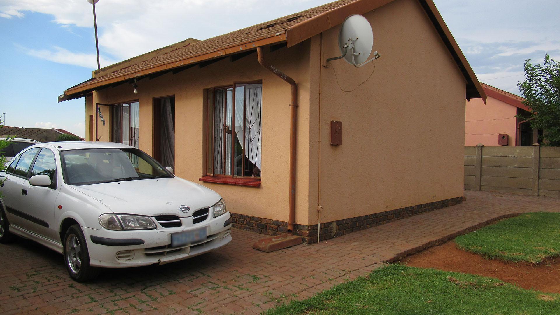 Front View of property in Sebokeng