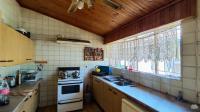 Kitchen - 12 square meters of property in Bonaero Park