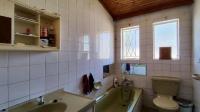 Bathroom 2 - 5 square meters of property in Bonaero Park