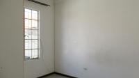 Bed Room 1 - 8 square meters of property in Meredale