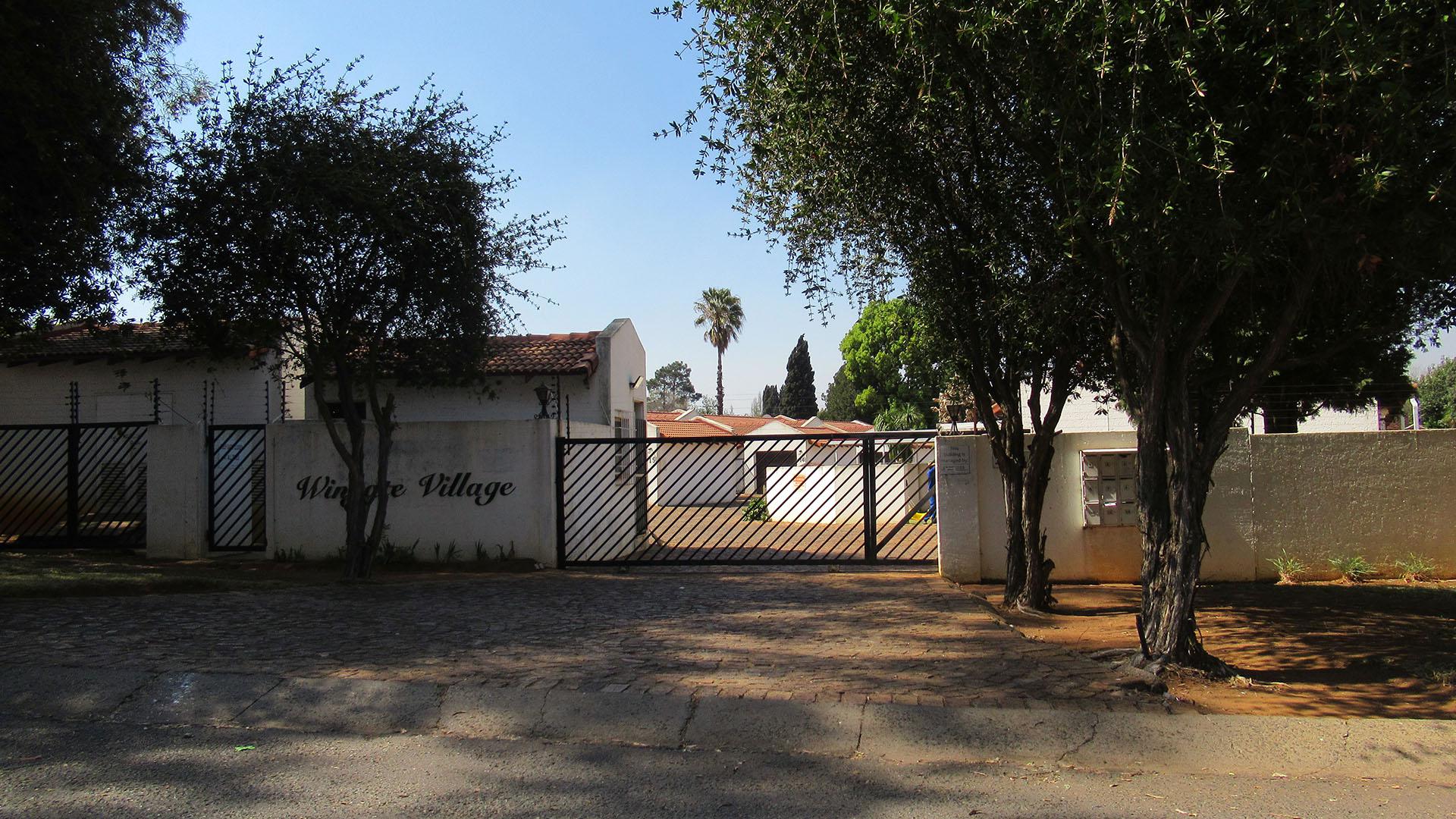 Front View of property in Kibler Park