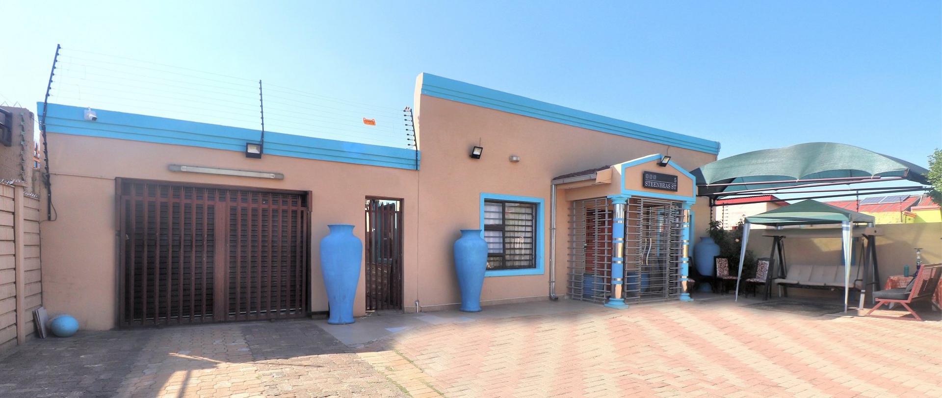  of property in Lenasia