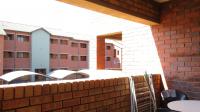 Balcony - 6 square meters of property in Olifantsvlei 327-Iq