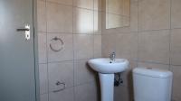 Bathroom 1 - 5 square meters of property in Olifantsvlei 327-Iq