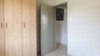 Main Bedroom - 10 square meters of property in Olifantsvlei 327-Iq