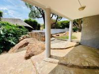  of property in Glenvista