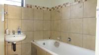 Bathroom 1 - 7 square meters of property in Protea Glen