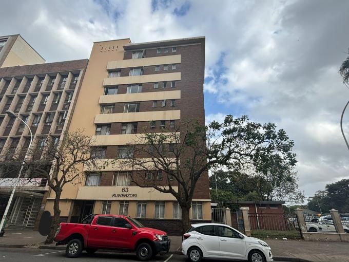 3 Bedroom Apartment for Sale For Sale in Durban Central - MR646104