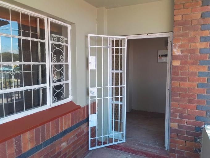 2 Bedroom Duet for Sale For Sale in Rosettenville - MR646199