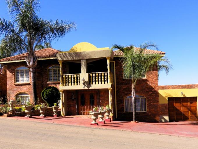 4 Bedroom House for Sale For Sale in Eersterust - MR646212