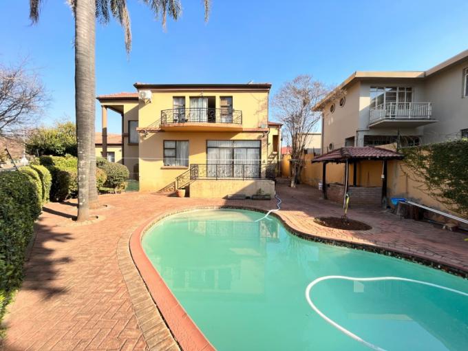 4 Bedroom House for Sale For Sale in Kensington - JHB - MR646214