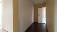 Main Bedroom - 24 square meters of property in Mondeor