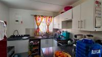 Kitchen - 6 square meters of property in Glenmarais (Glen Marais)