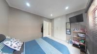 Bed Room 1 - 13 square meters of property in Glen Anil