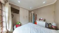 Bed Room 2 - 11 square meters of property in Glen Anil