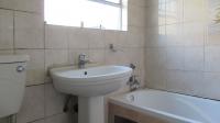 Bathroom 1 - 4 square meters of property in Alan Manor